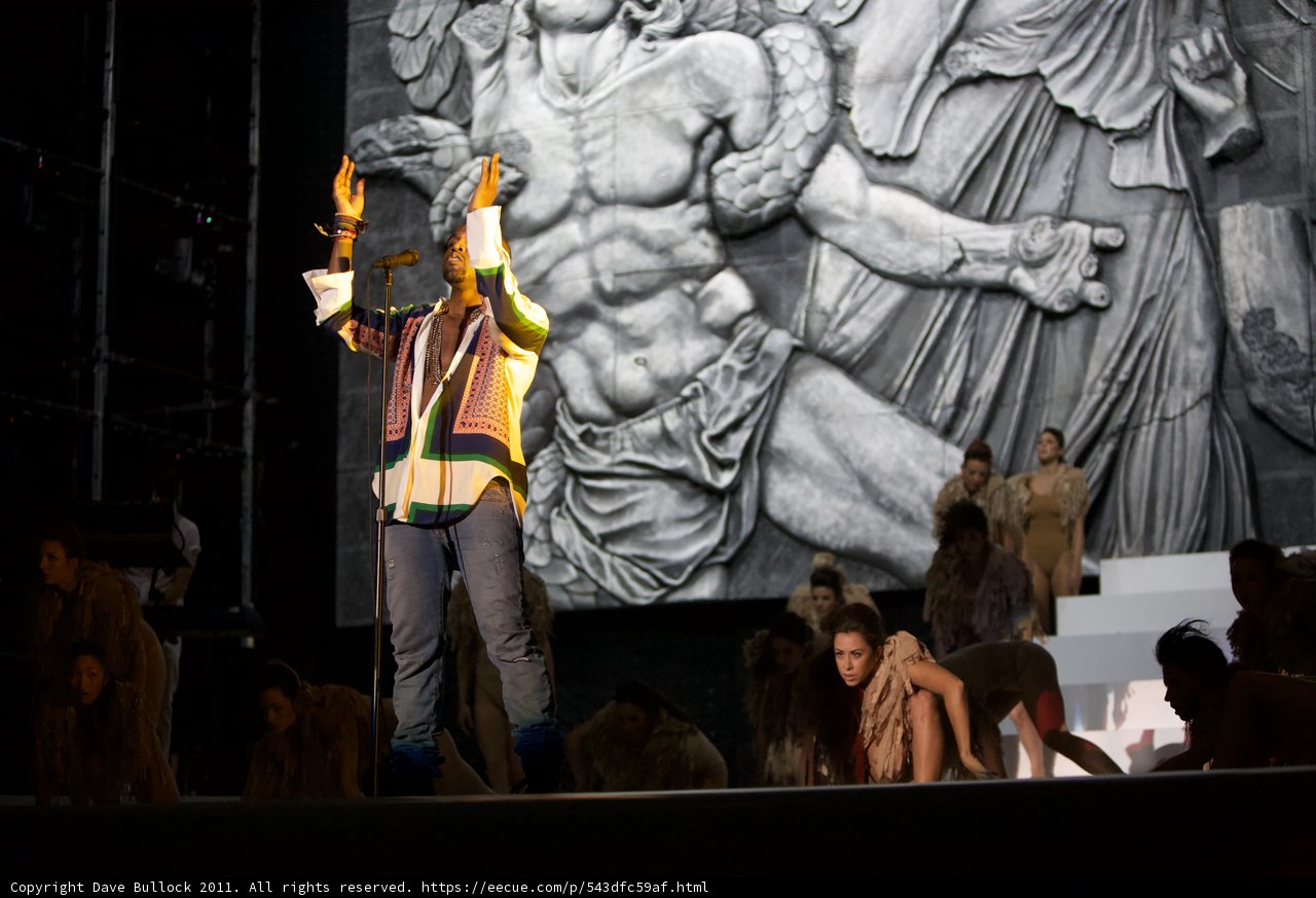 Trophy Moment on Artistic Stage
