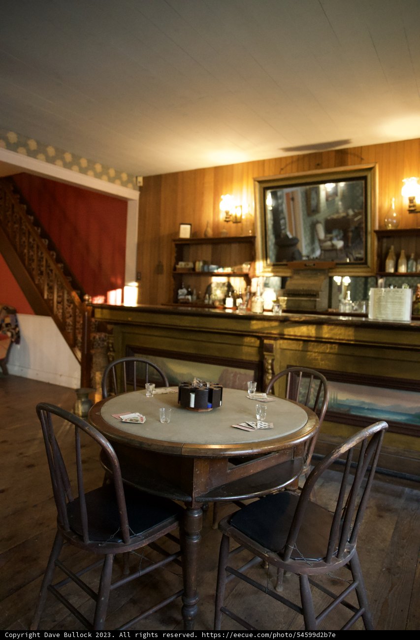 The Warm Refuge of Downtown Sonoma