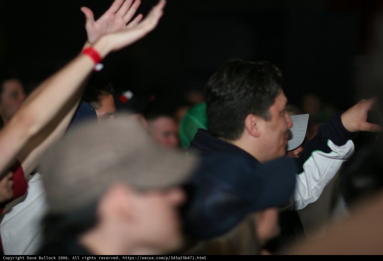 Bass Rush Nights: Hands in the Air