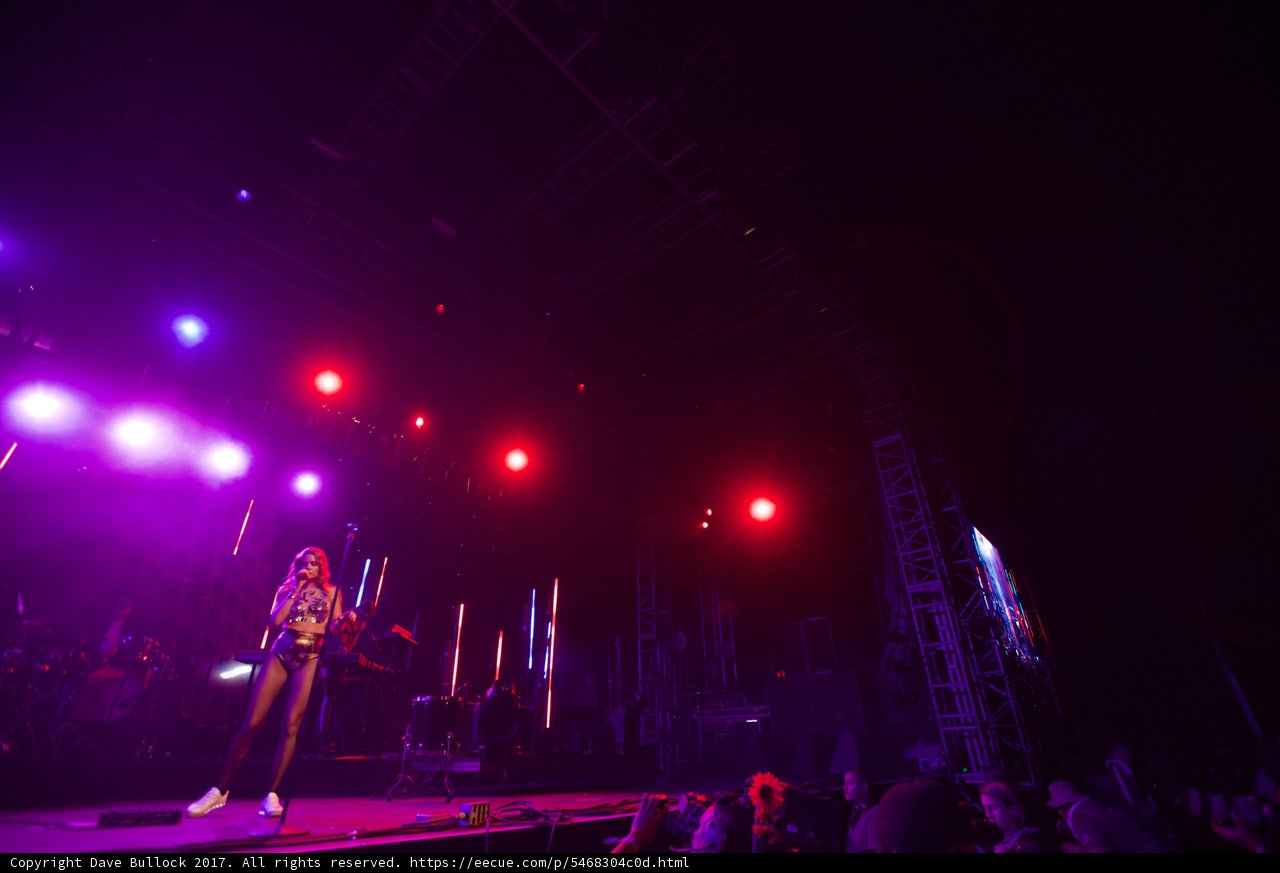Spotlight on a Rockin' Woman