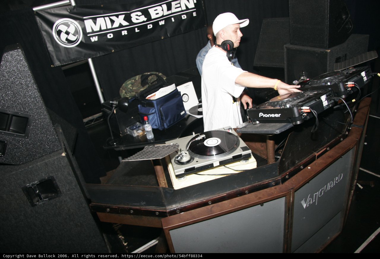 Grooving with DJ S
