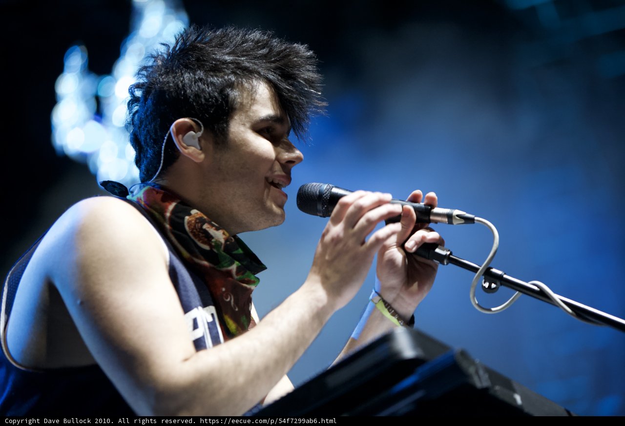 The Serenading Scarf Man