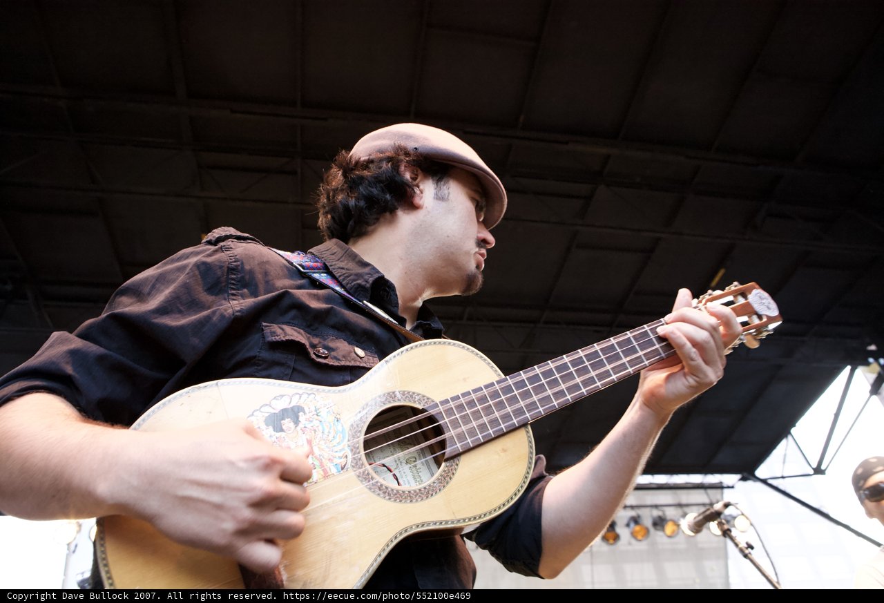 Acoustic Groove