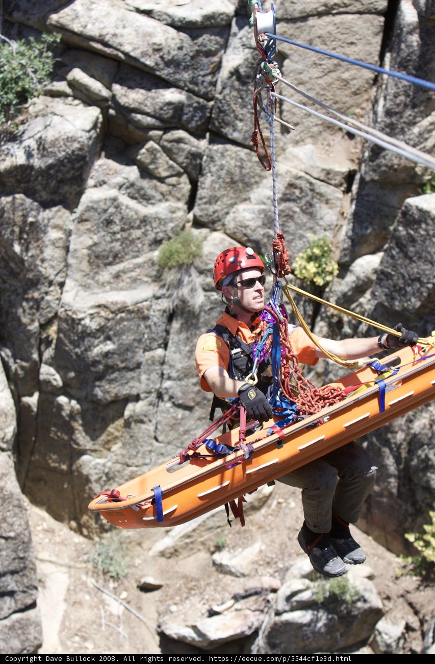 Highlining over the Rocks