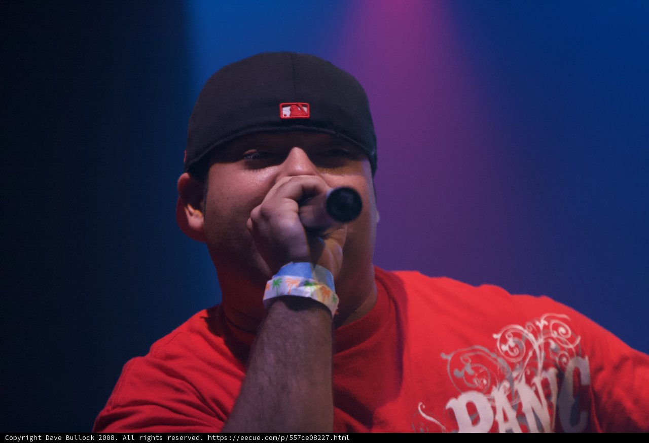Red-Shirted Entertainer Takes the Stage