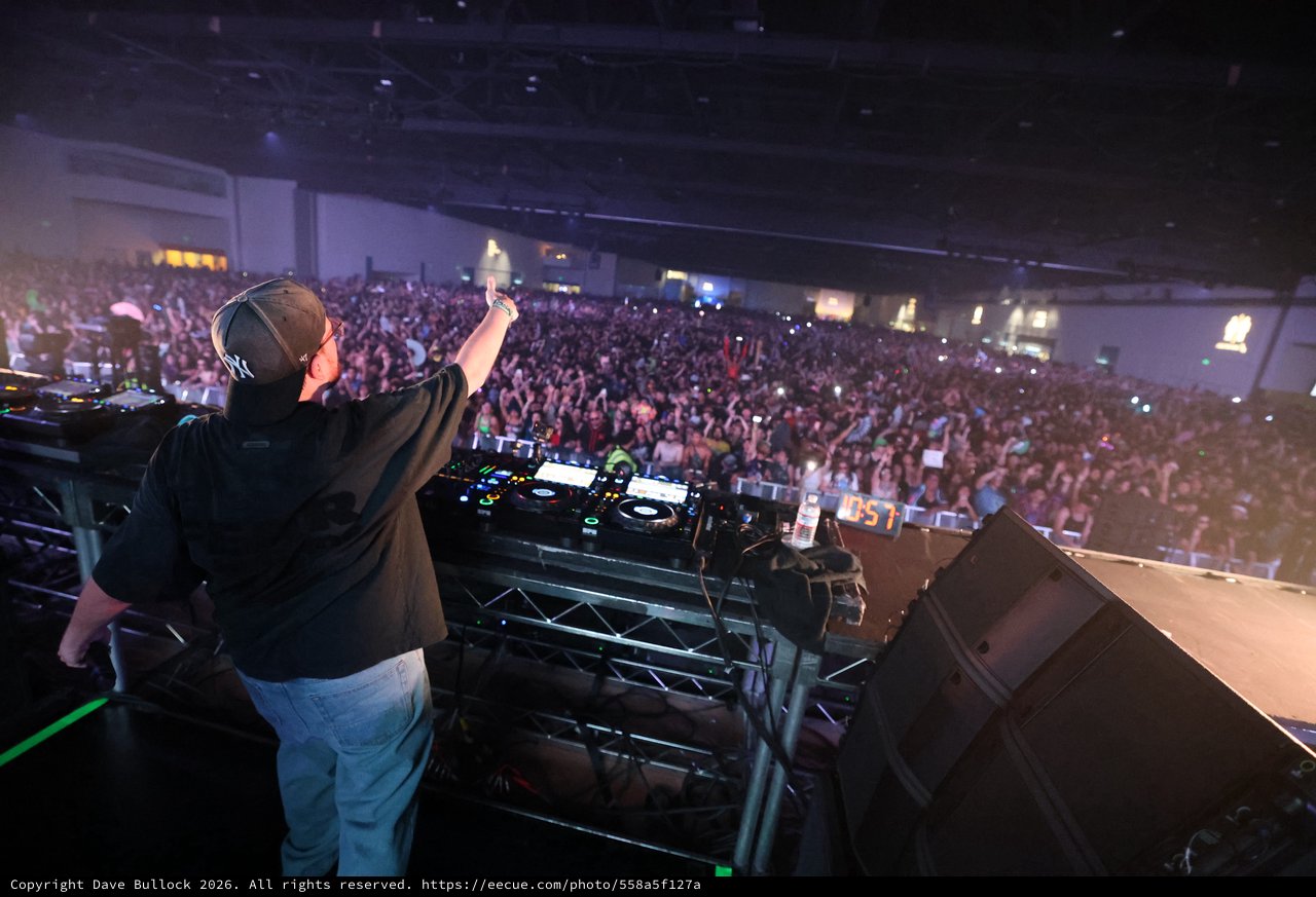 DJ Commands Massive Crowd at Wobbleland 2026