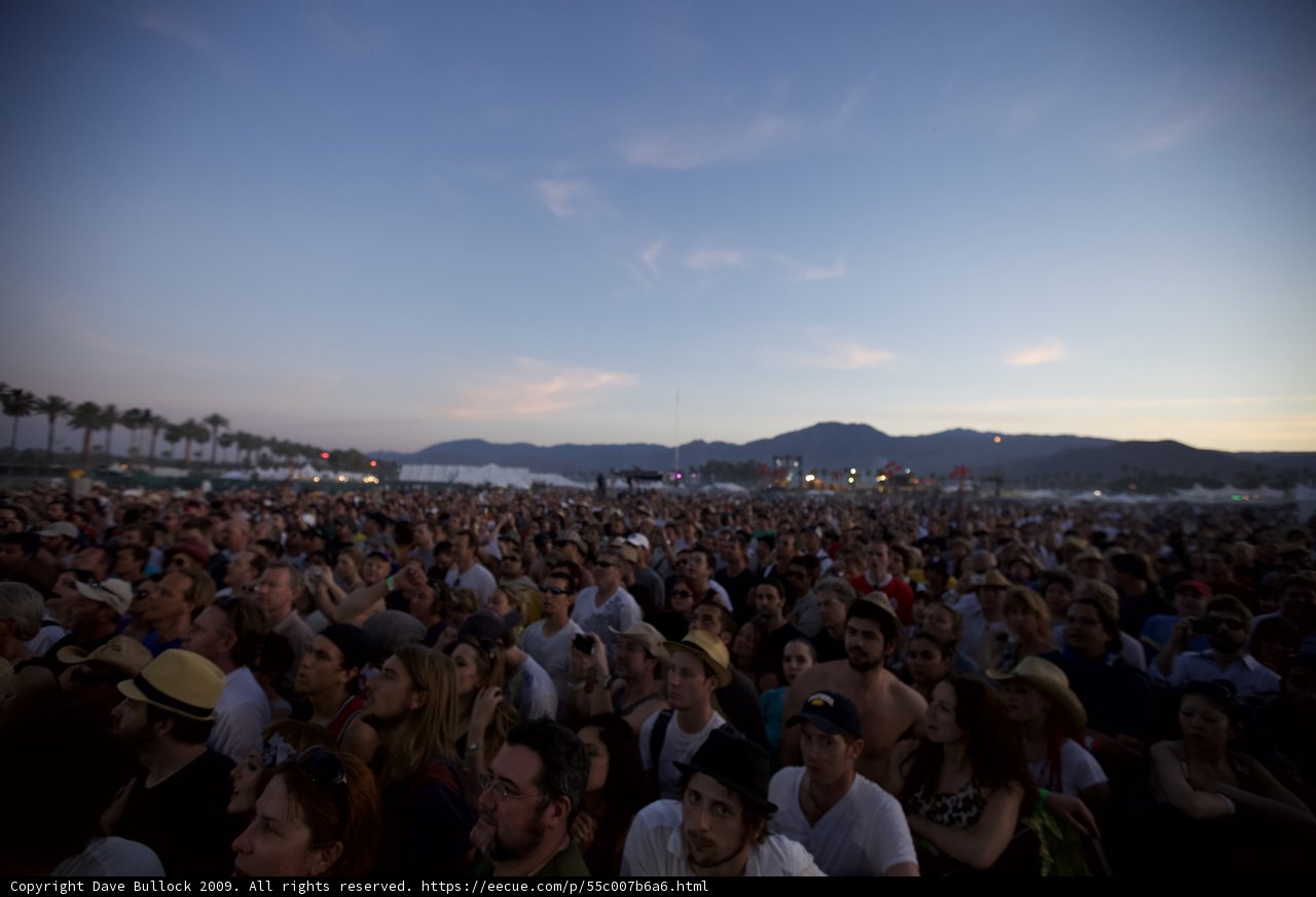 Coachella 2009 Crowd Surges