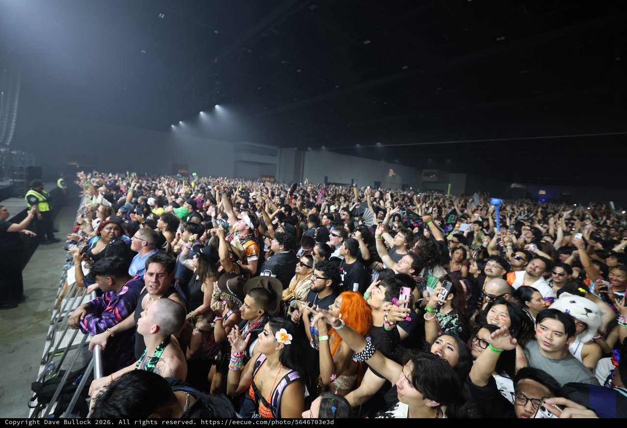 Massive Crowd Surges at Wobbleland 2026 Festival