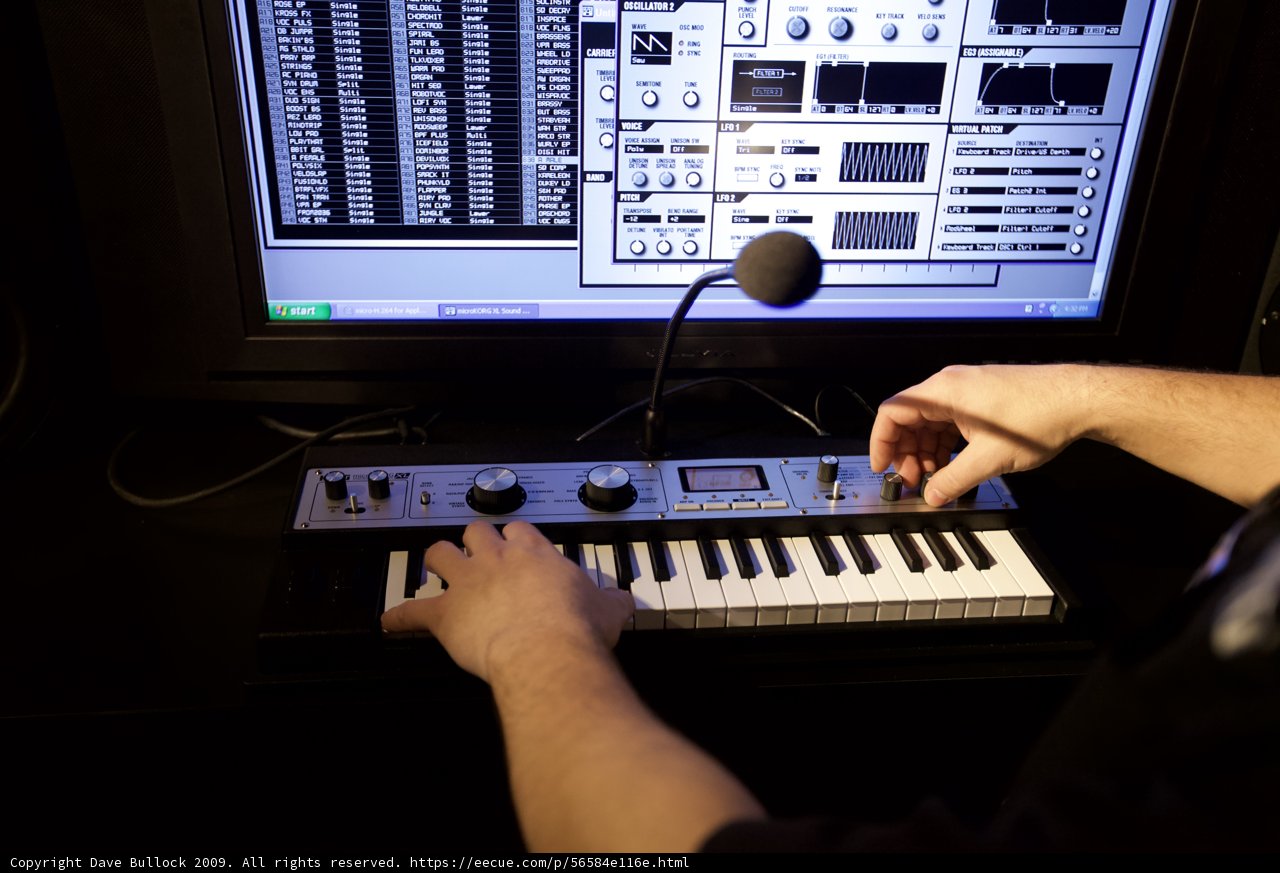 Keyboard Performance on Computer Monitor