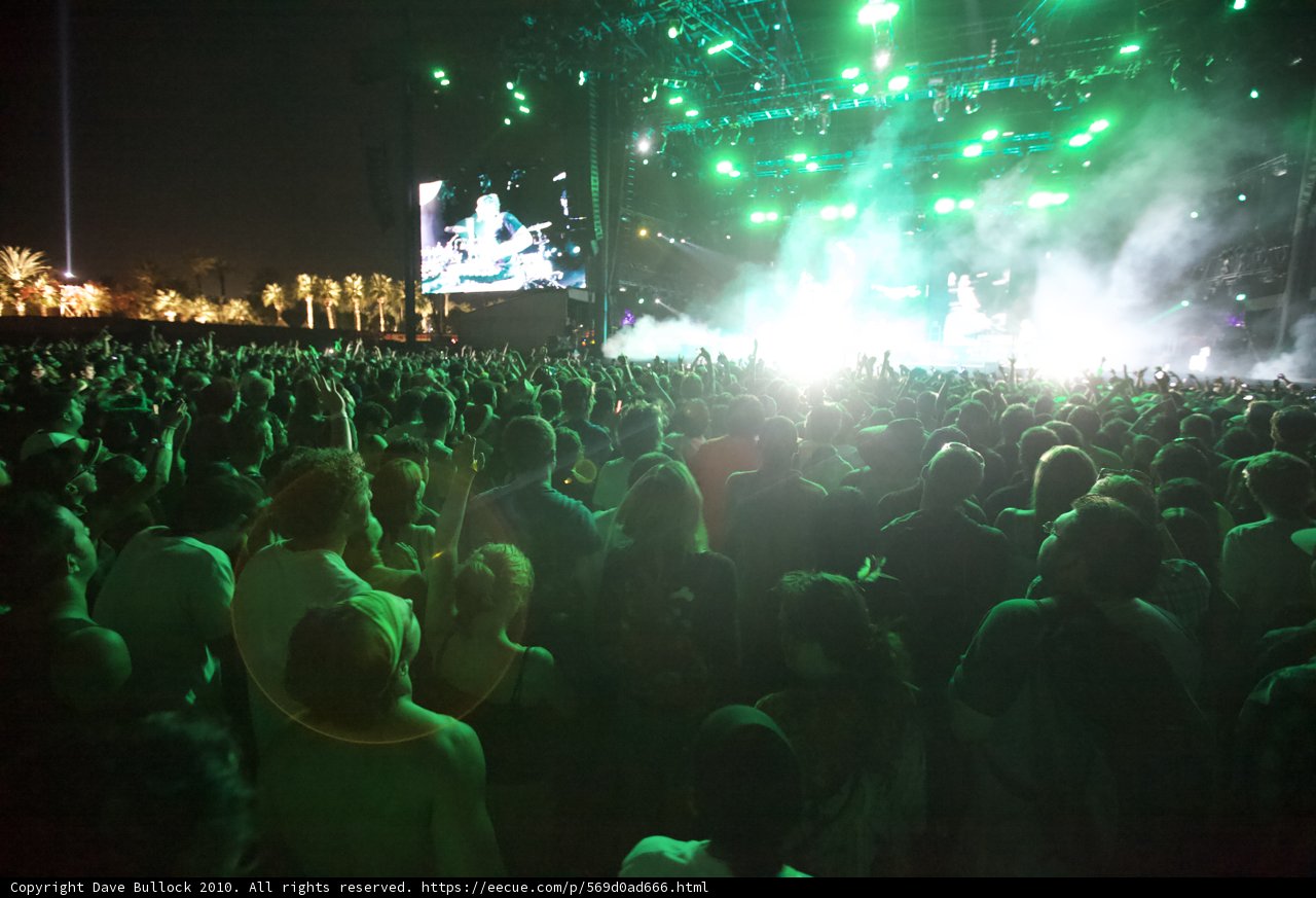 Green Lights Rock the Crowd at Coachella