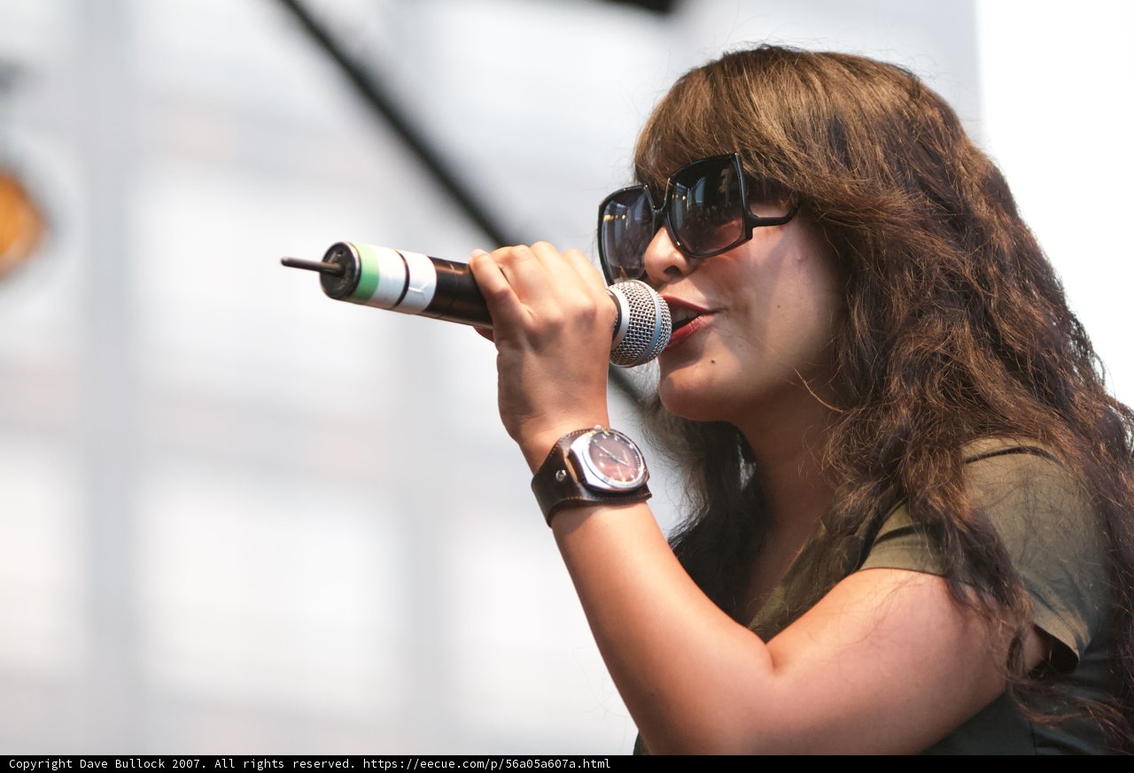 Solo Performance under the Sun