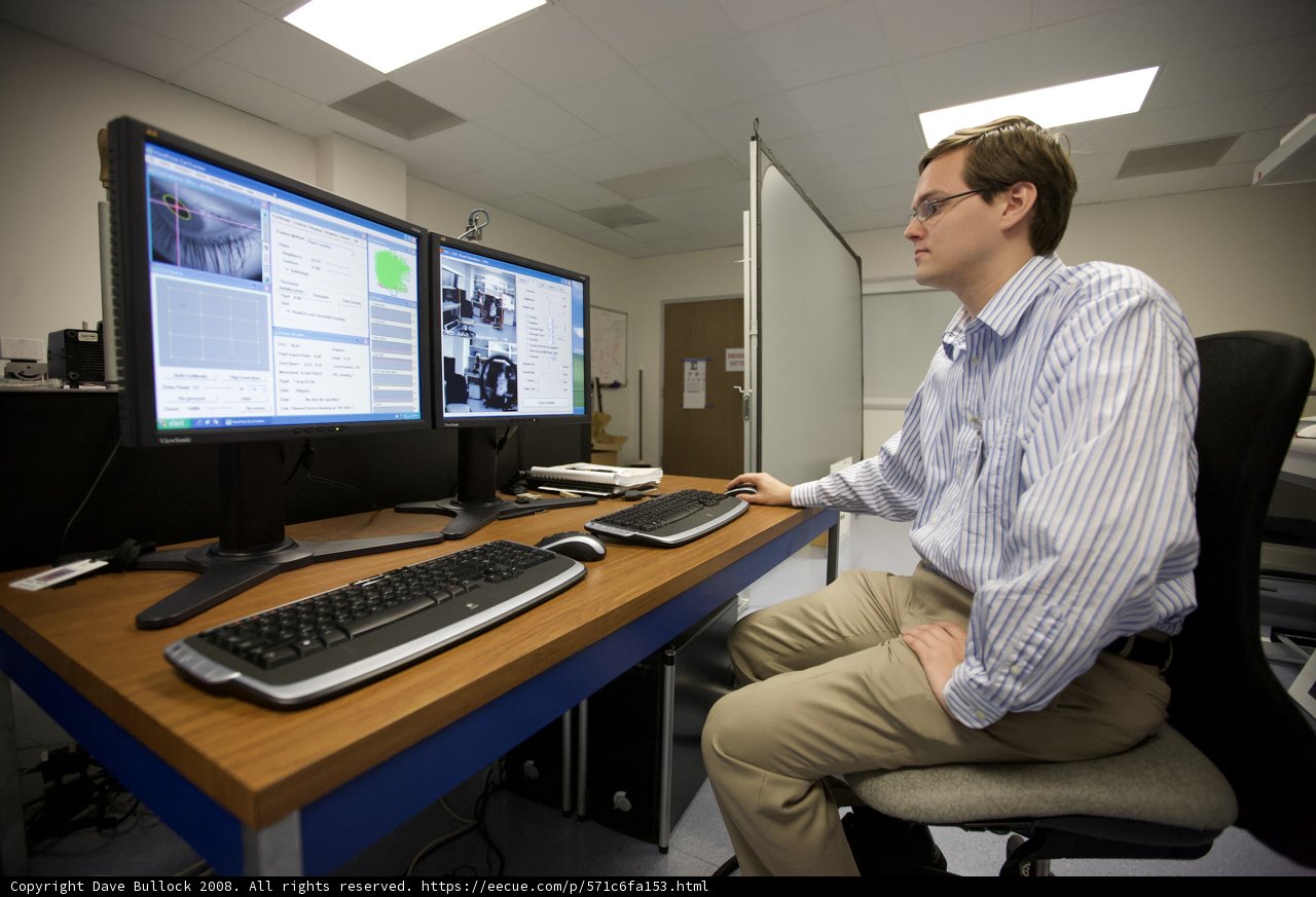 Working hard with double screens