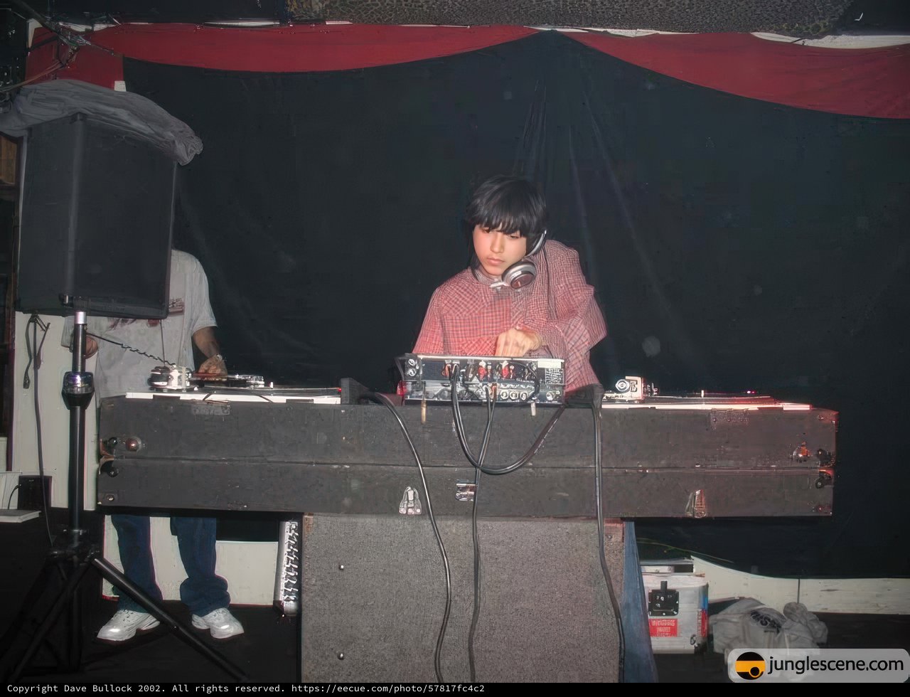 Dark Room DJ