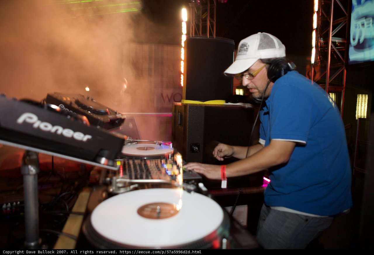 DJ Robin Schulz Spins Music in a Blue Hat
