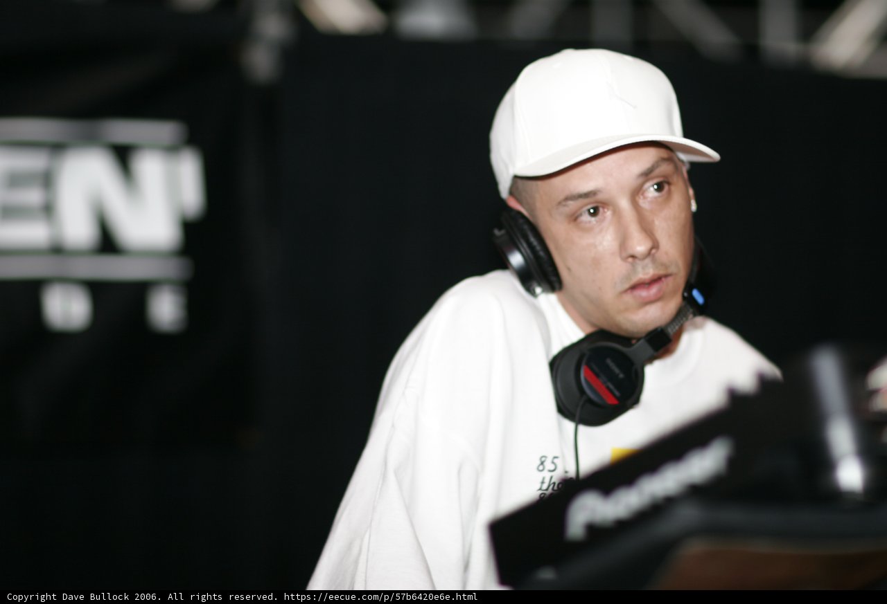 DJ S in the Mix