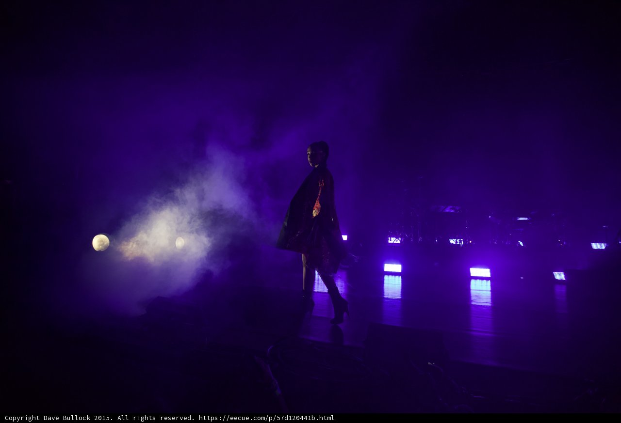 FKA twigs Wide Stage Purple Lighting Silhouette Walking Red Kimono LED Lights Heavy Haze Moon Floor Reflections