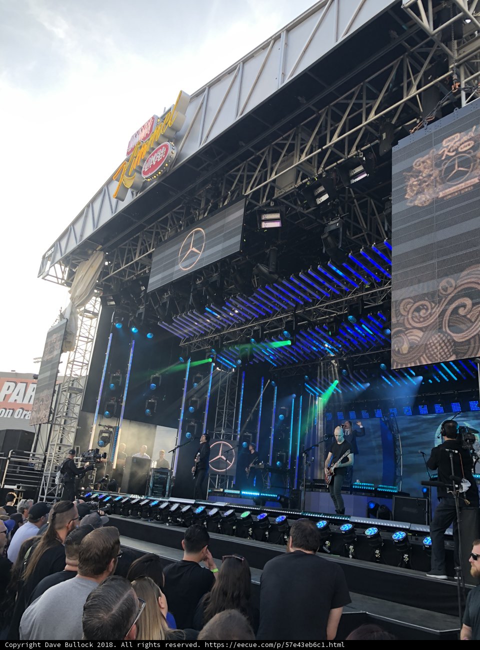 Rockin' the Stage