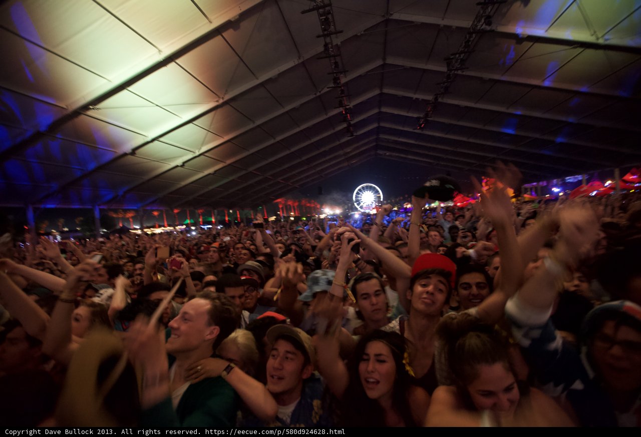 Coachella Crowd Rocks Out to Urban Beats