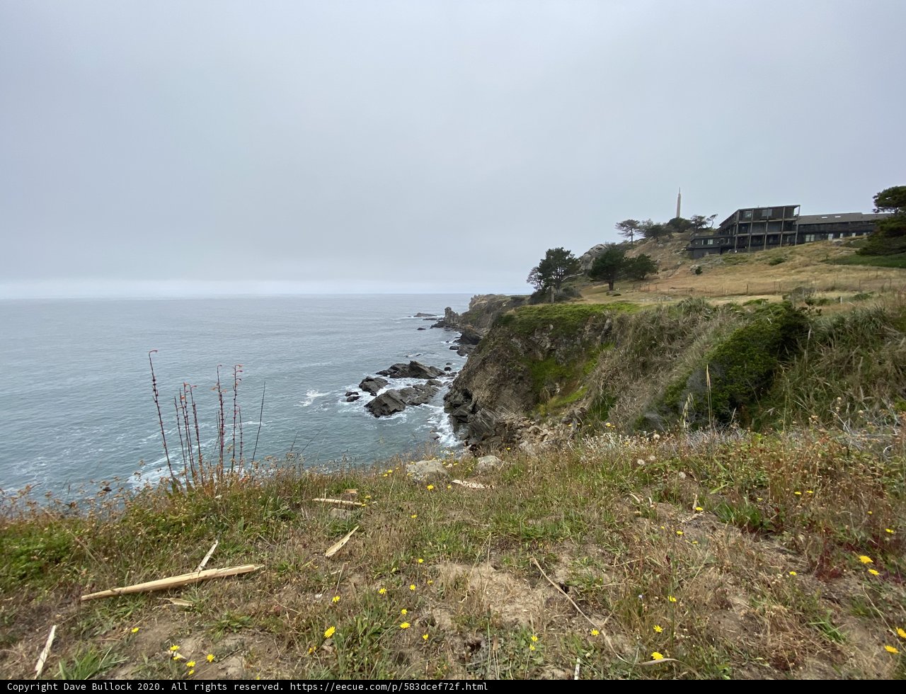 Promontory Overlooking the Majestic Pacific Ocean