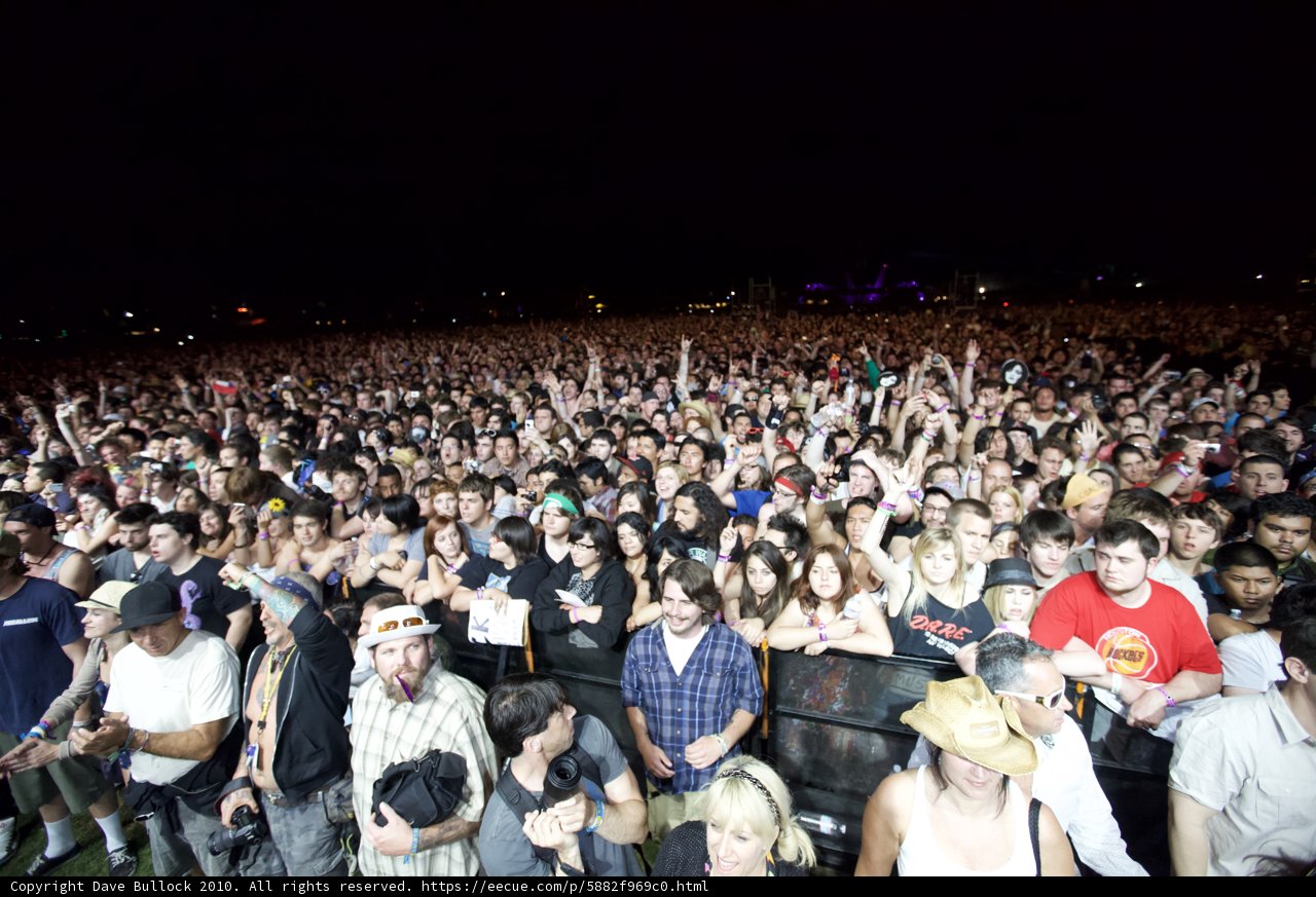 A Sea of Fans at Coachella