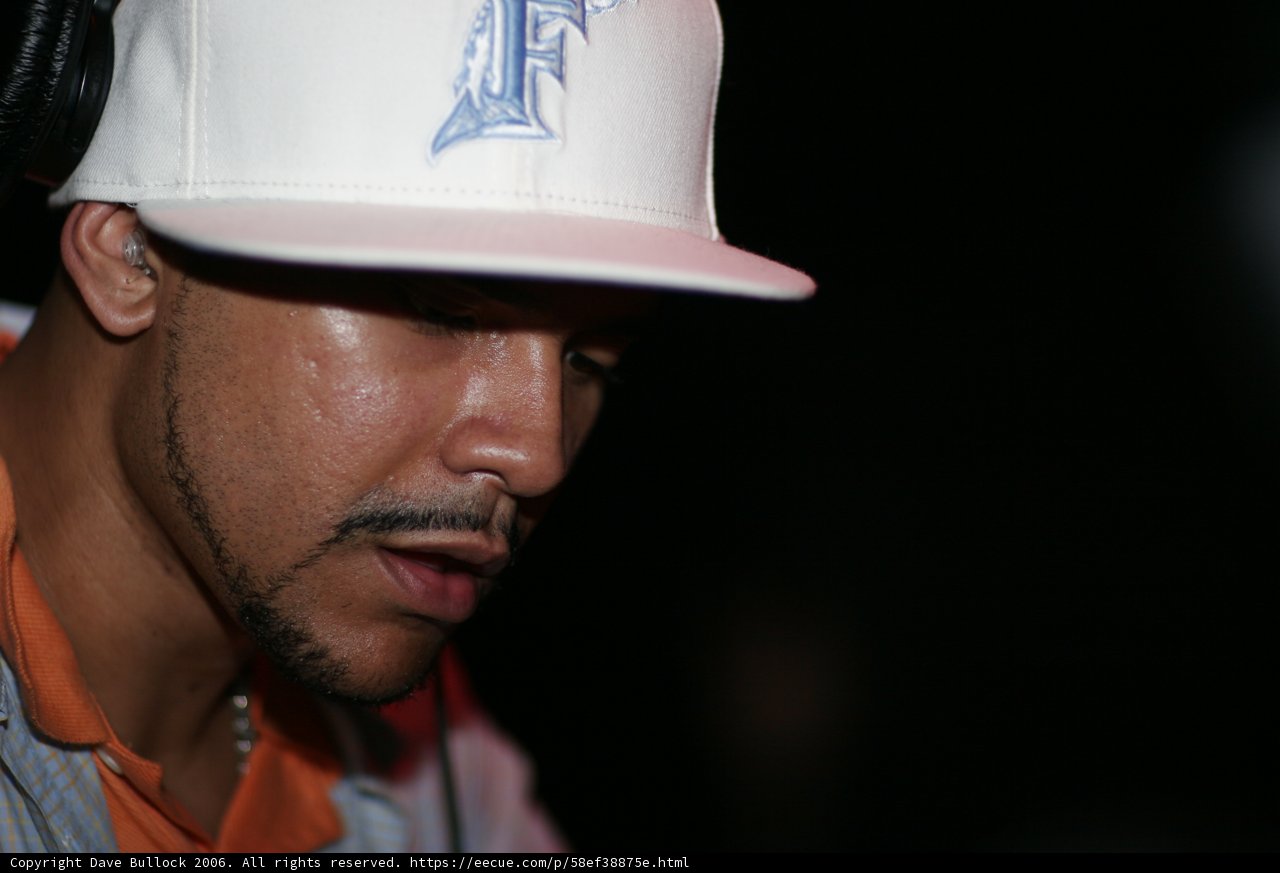 Craze rocks his signature hat