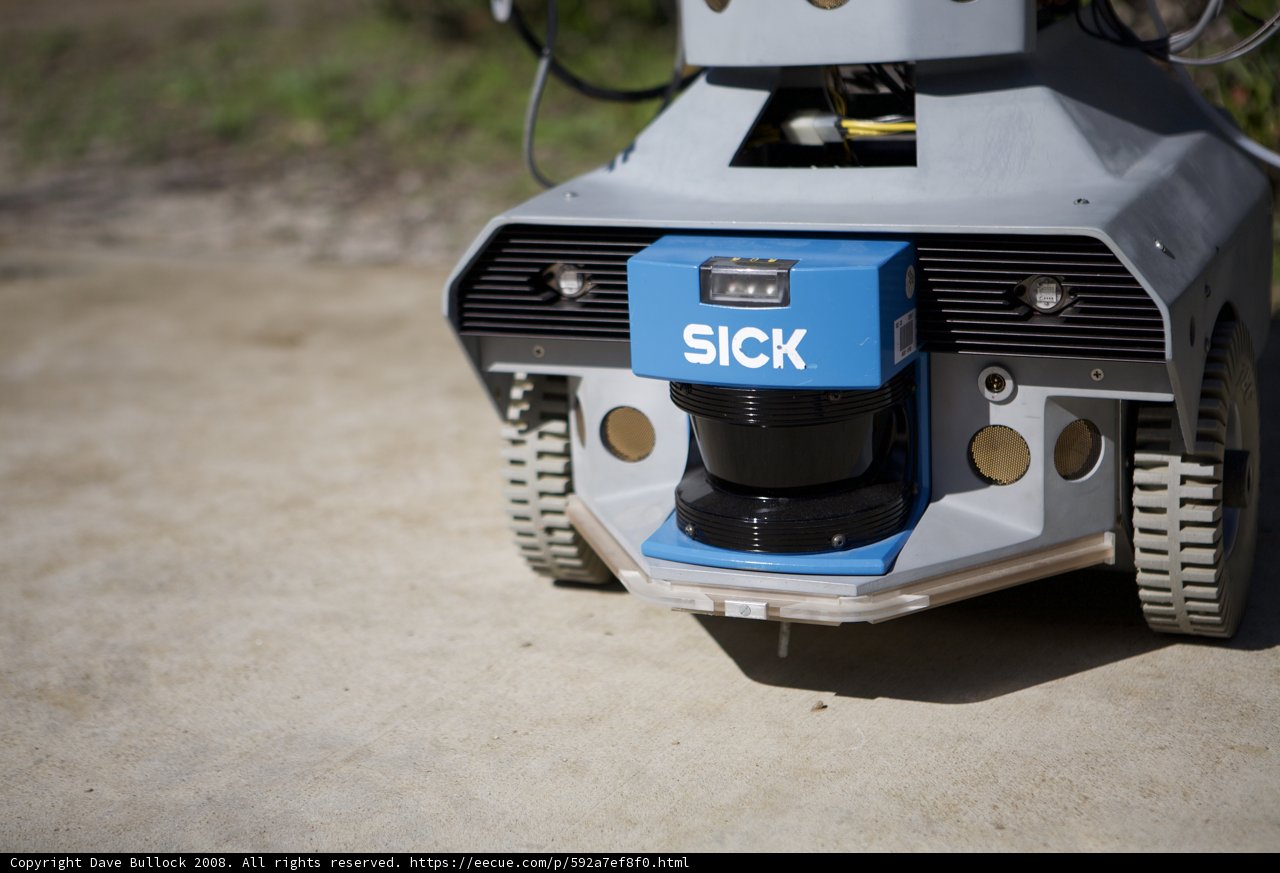 Spawar's Camera-Equipped Robot