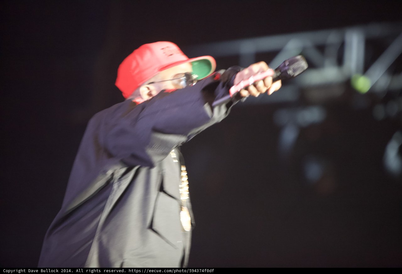 The Red-Hatted Singer Takes the Stage