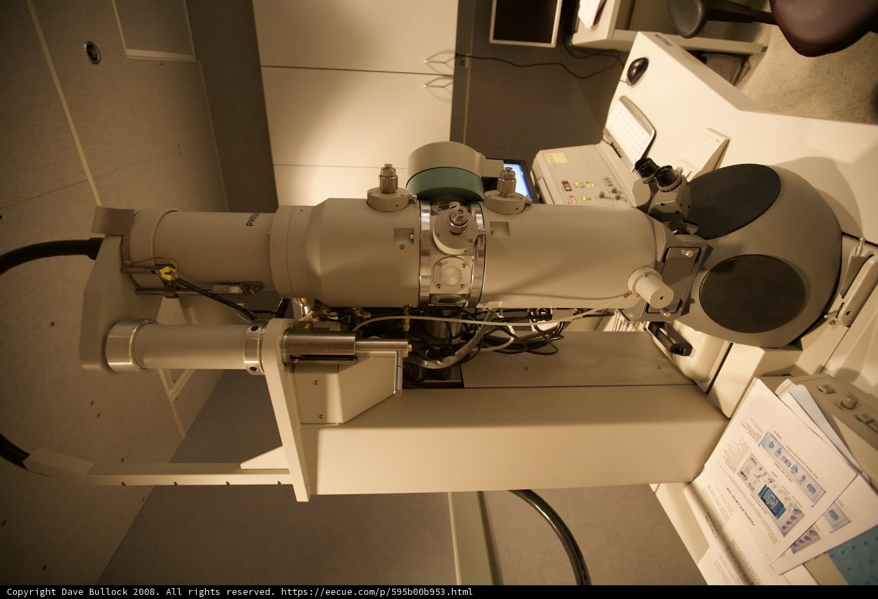 Microscope and Computer Setup in UCLA Quantum Nano Lab