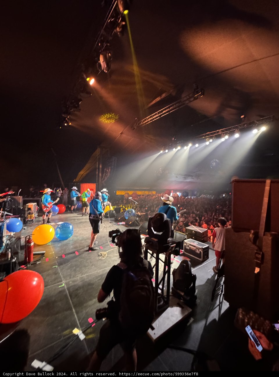Electric Atmosphere at Coachella 2024: A Night to Remember