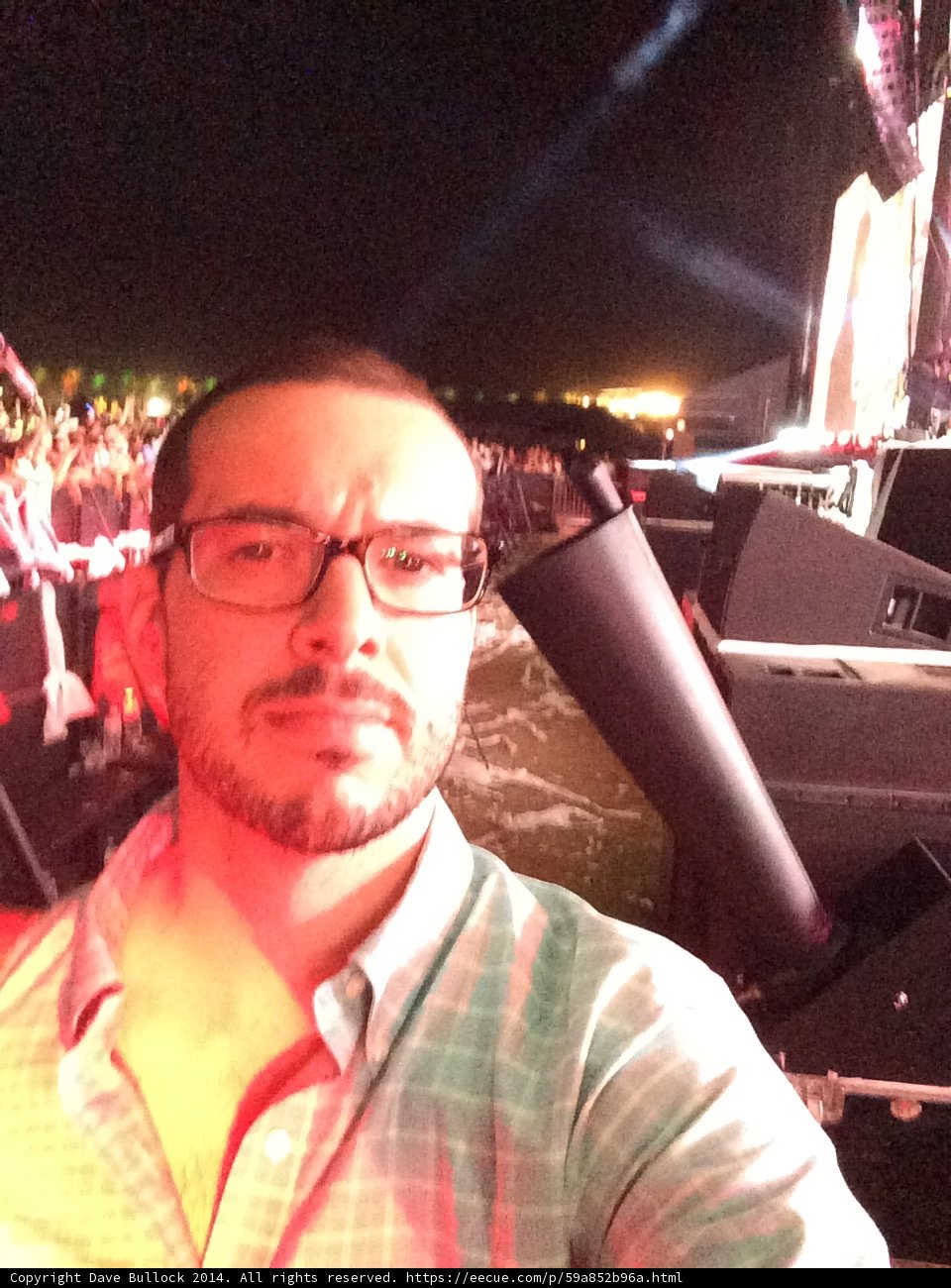 Selfie with a Crowd
