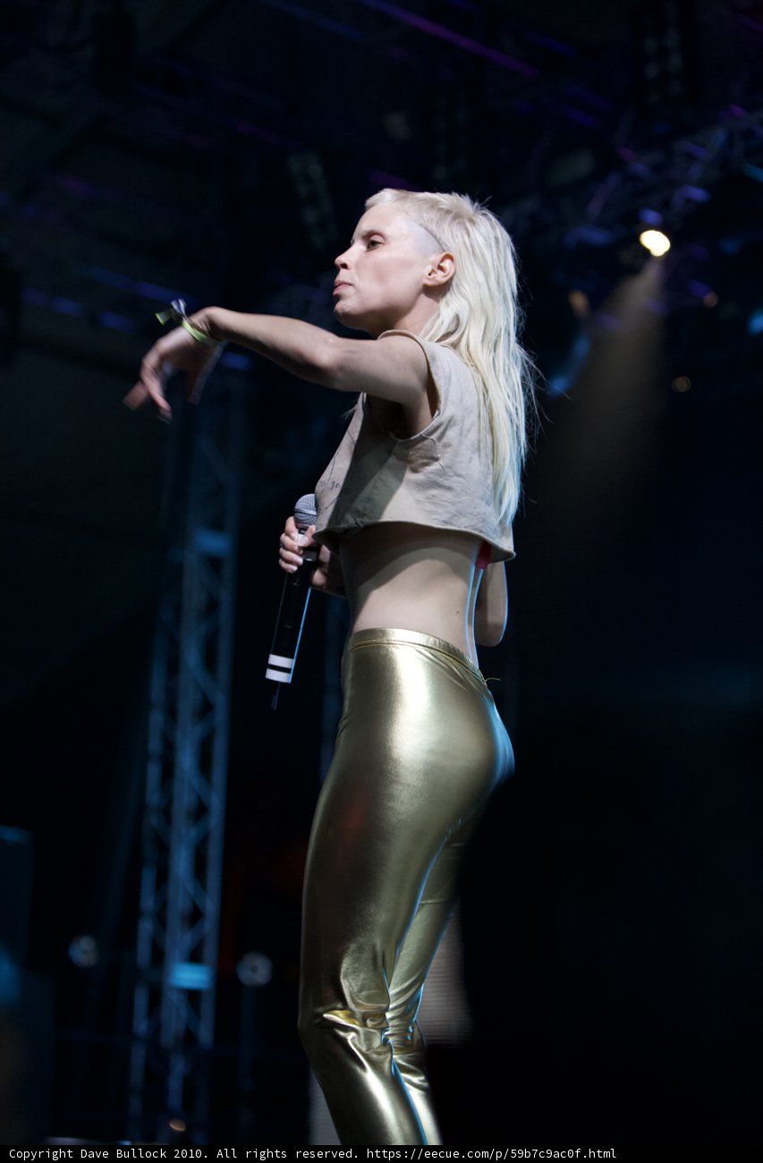 Golden Performer