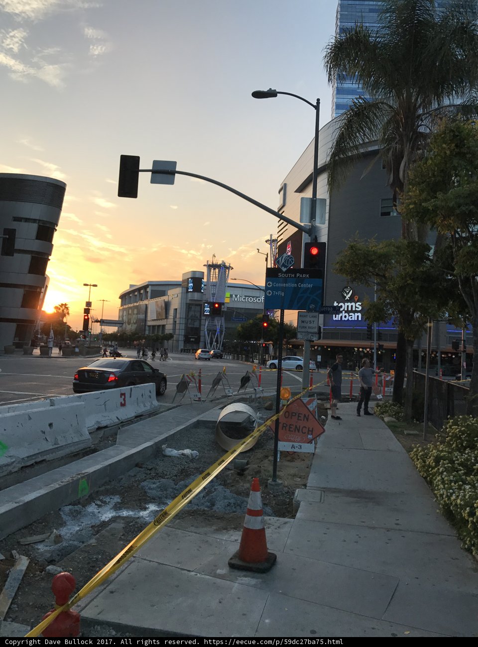 Construction and Commute Chaos