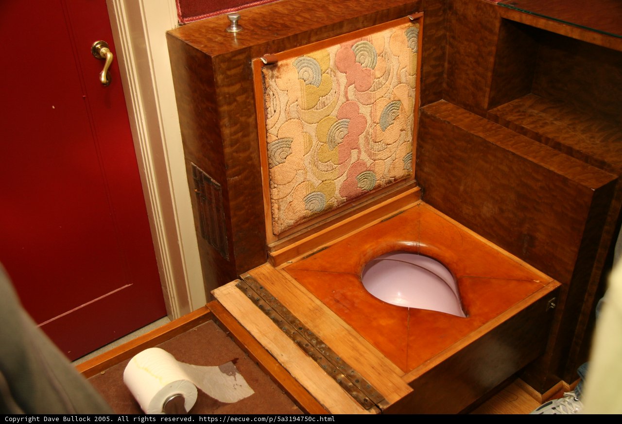 Tiny Bathroom Retreat