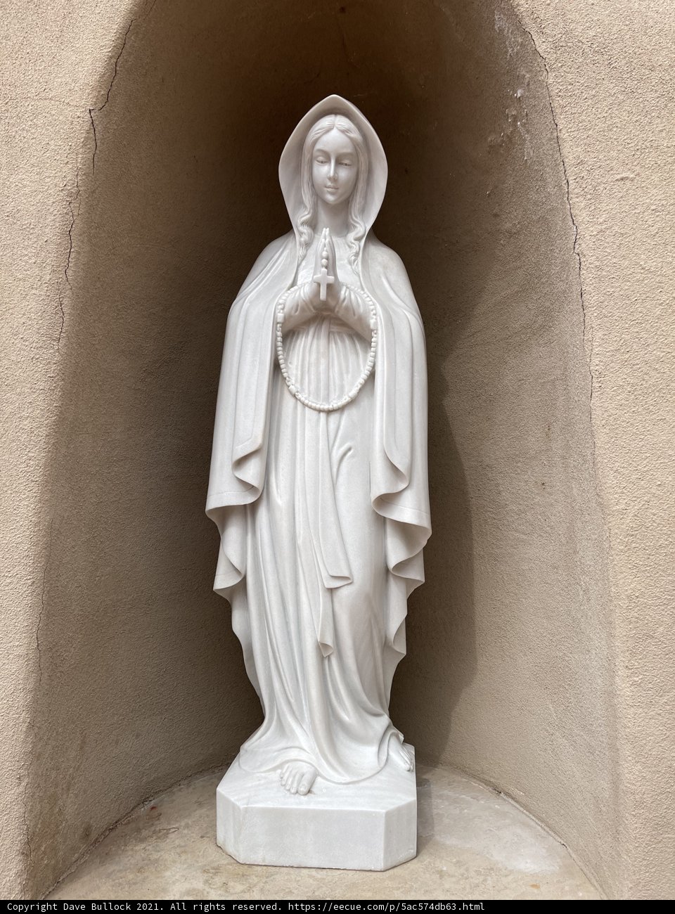 The Serene Statue of Mary