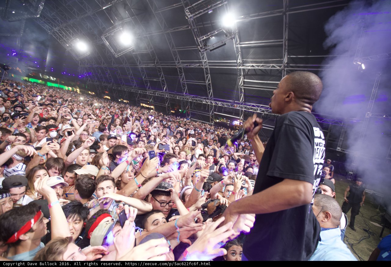Spotlight on Urban Concert Crowd