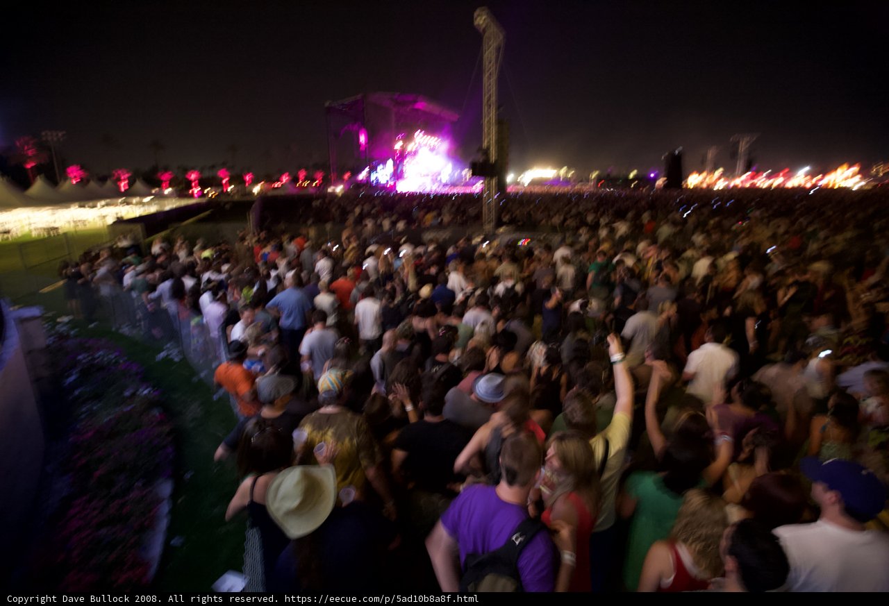 Night of the Crowd