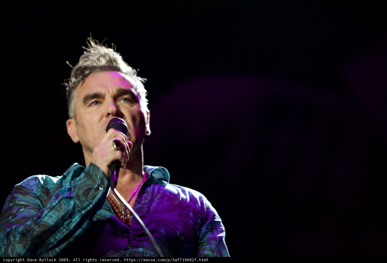 Morrissey Takes the Stage with his Microphone
