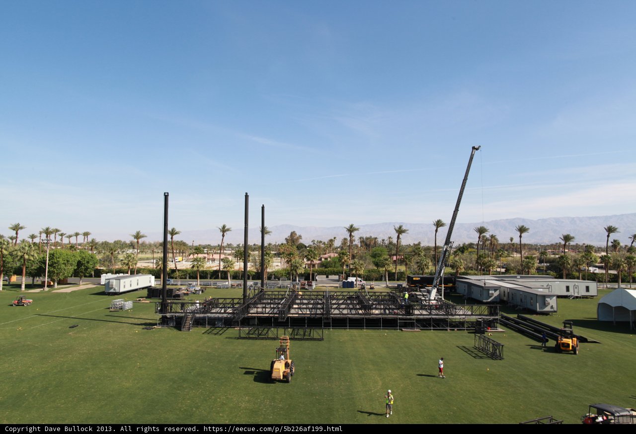Center Stage Crane