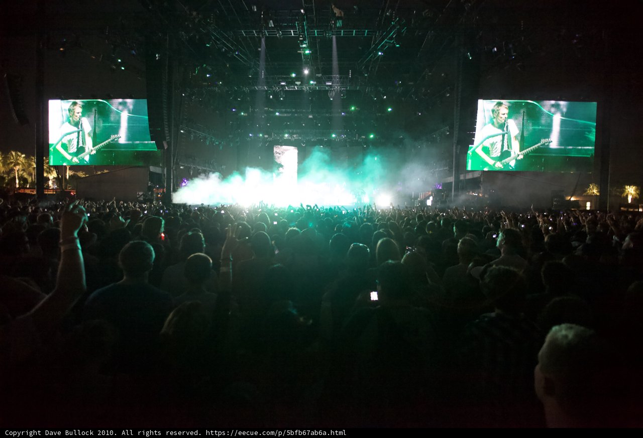 Green Spotlight Rocked the Crowd
