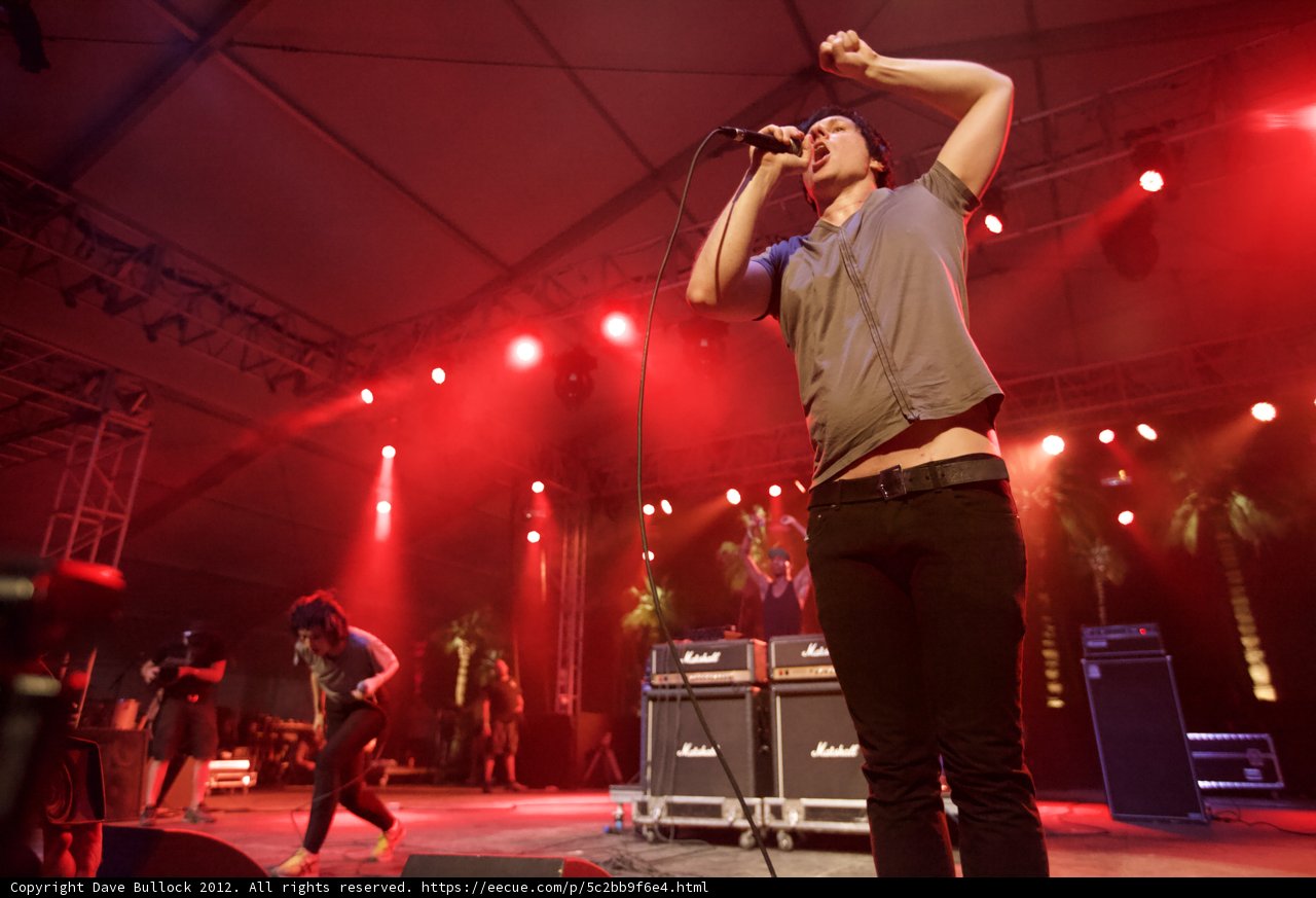 Hands Up for the Show