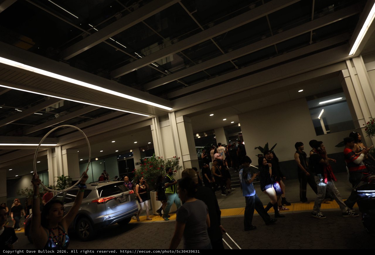 Wobbleland Festival Crowd Flows Through Convention Center