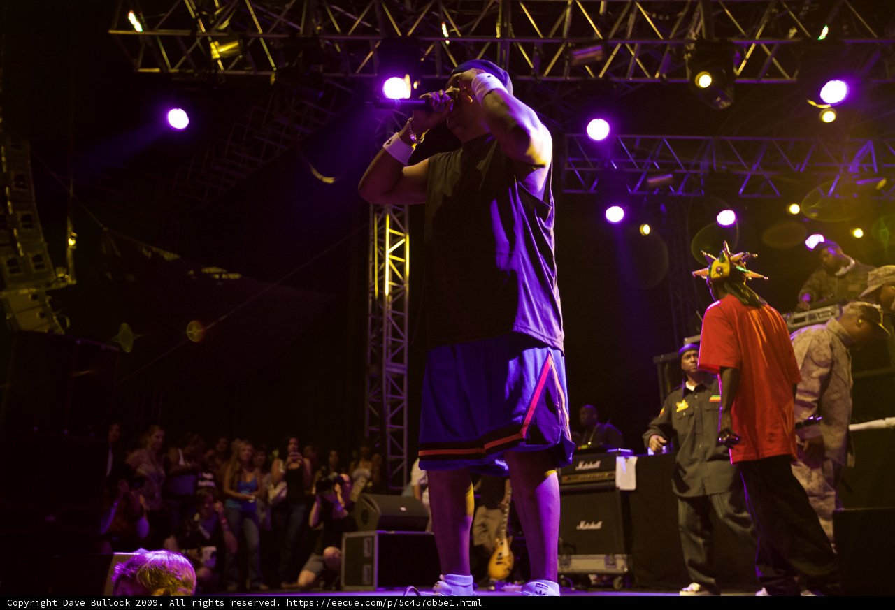 Spotlight on the Entertainer