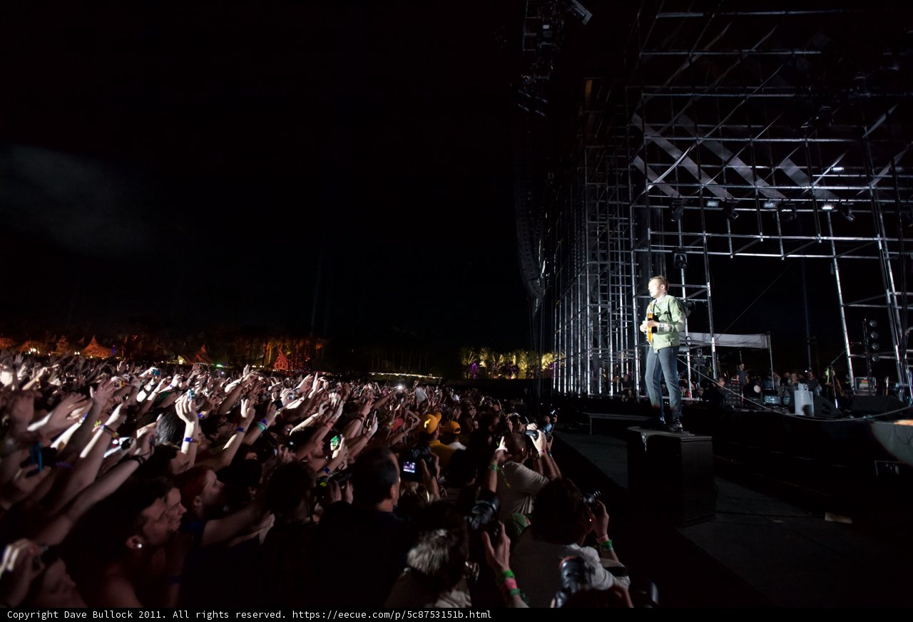 Hands Up for the Crowd