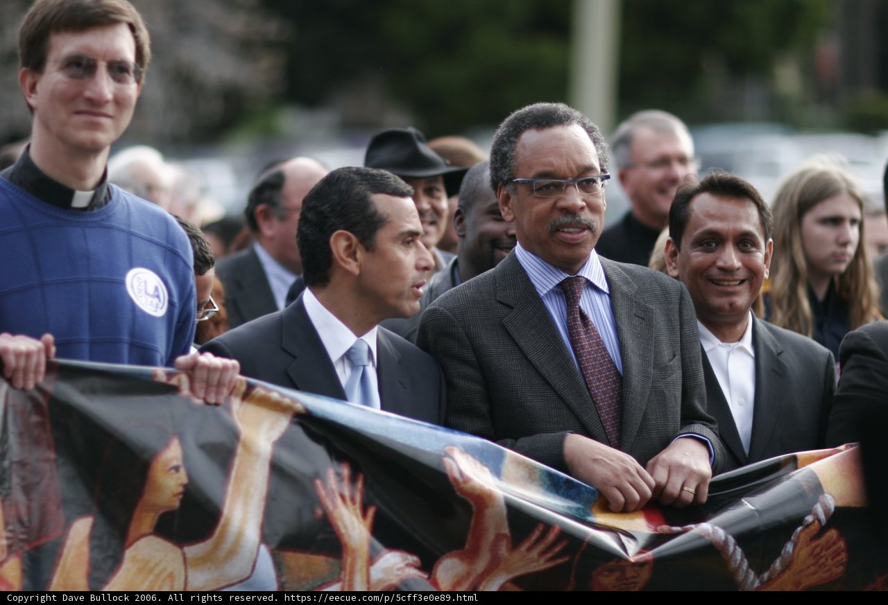 Political Rally for Gil Cedillo