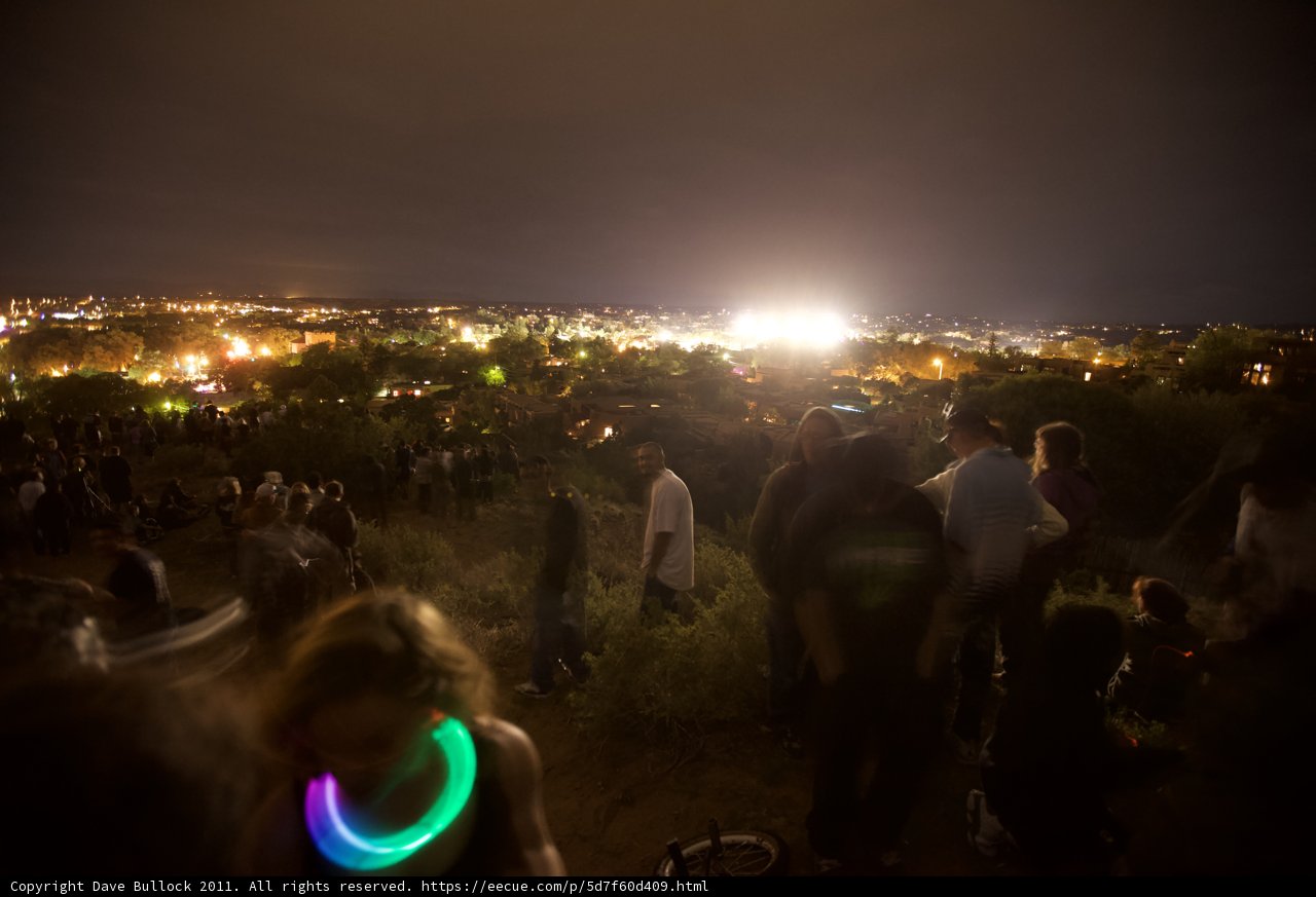 Glowing Nightlife in the Heart of Santa Fe