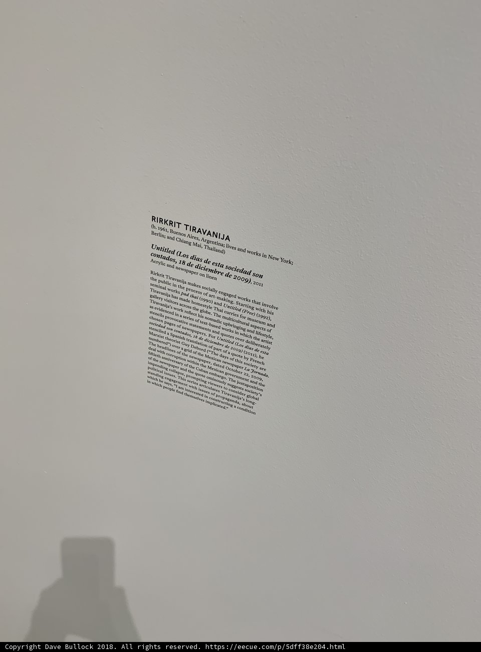 Monochromatic Wall Design
