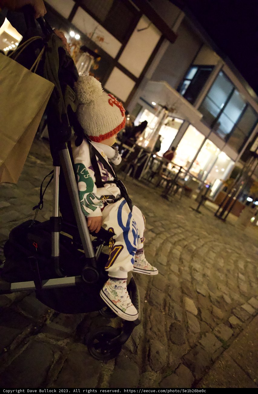 Heartwarming Moment in Japan Town, Skyela - December 2023