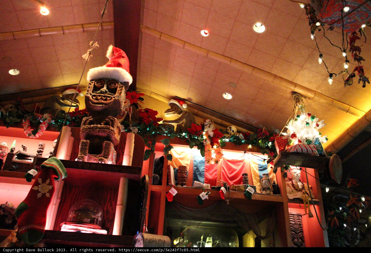 Tiki Statue Gets Festive for the Holidays