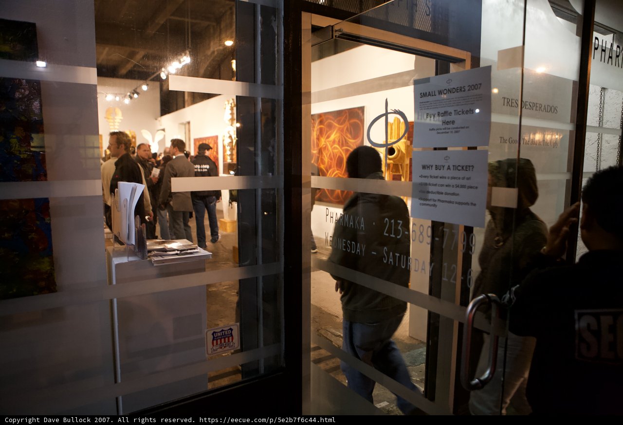 Art Gallery Attracts Crowd during 2007 November Art Walk