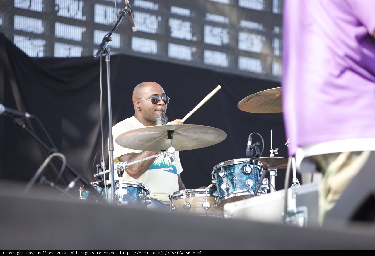 Drumming up the Crowd